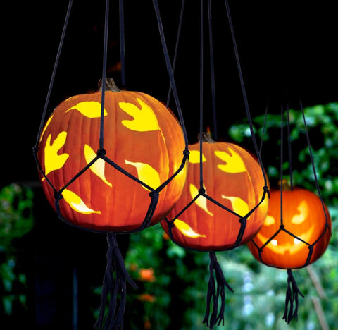 hanging pumpkins for halloween