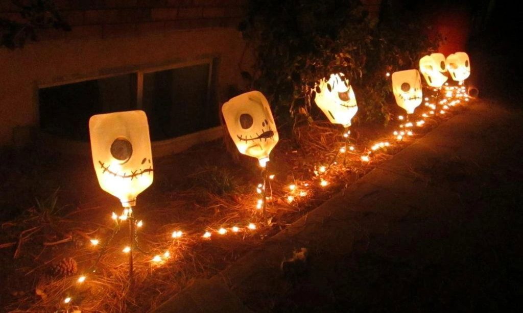 Cheap, Green and Recyclable Halloween Decoration Ideas